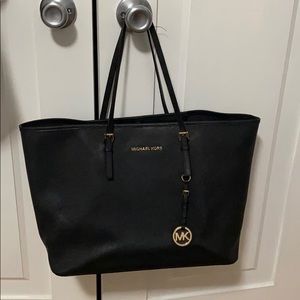 Michael Kors Tote